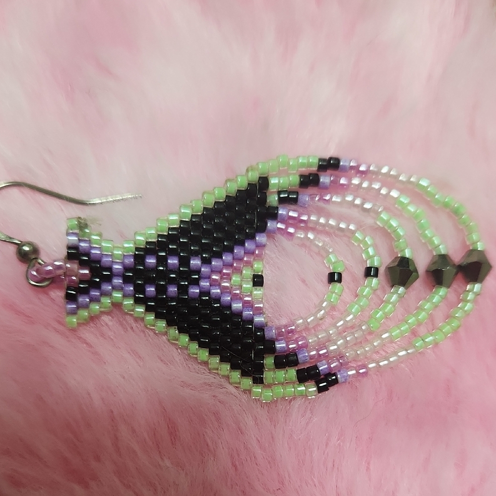 Native American Beaded Earrings Black, Green, Purple, Pink - Picture 5 of 10